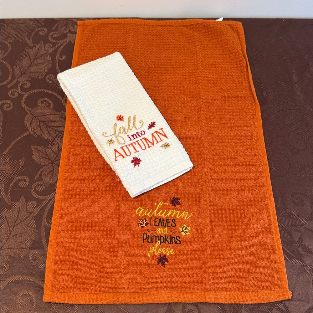 🌟3/$15🌟 Holiday Kitchen Towel Bundle - Picture 9 of 15